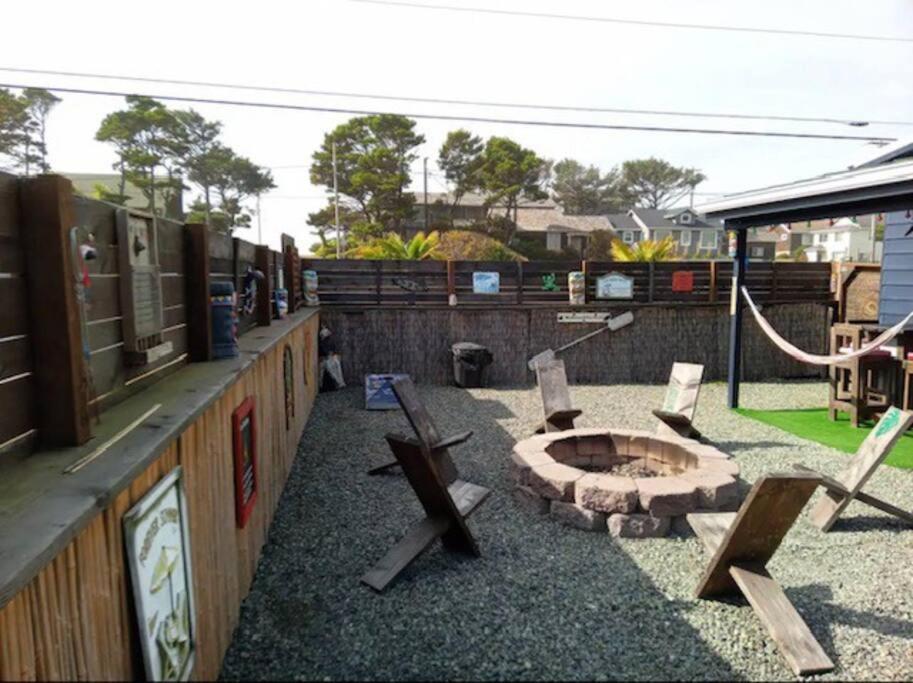 Villa Tiki Escape W/ Amazing Mountain And Marsh Backdrop Rockaway Beach Esterno foto