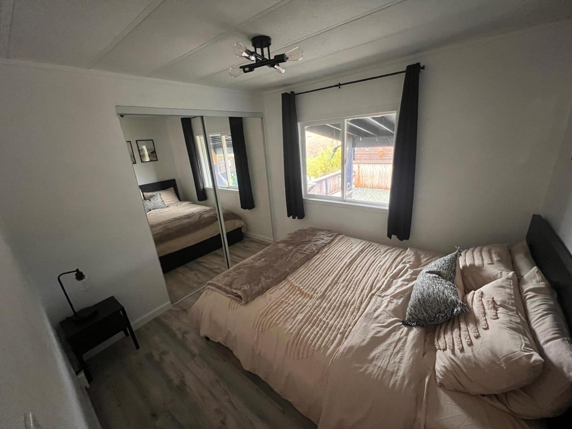 Villa Tiki Escape W/ Amazing Mountain And Marsh Backdrop Rockaway Beach Esterno foto