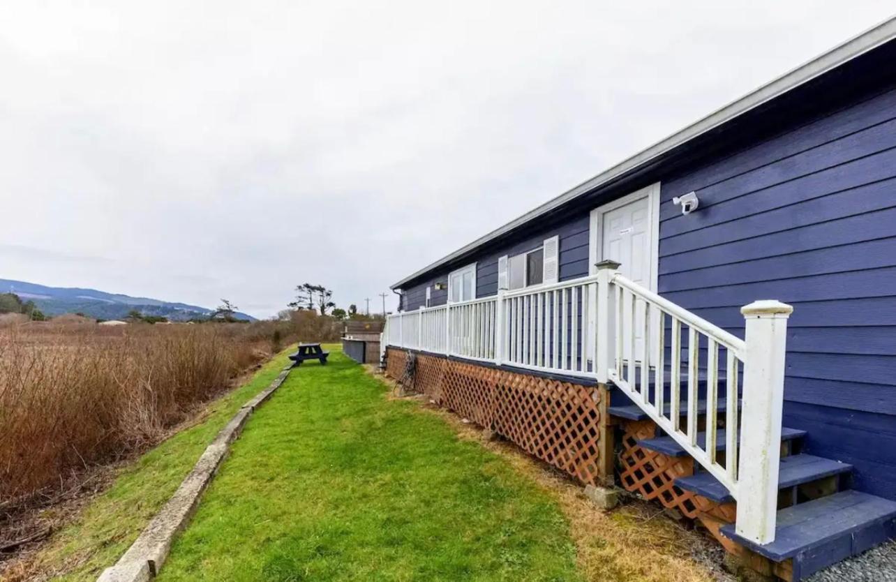 Villa Tiki Escape W/ Amazing Mountain And Marsh Backdrop Rockaway Beach Esterno foto