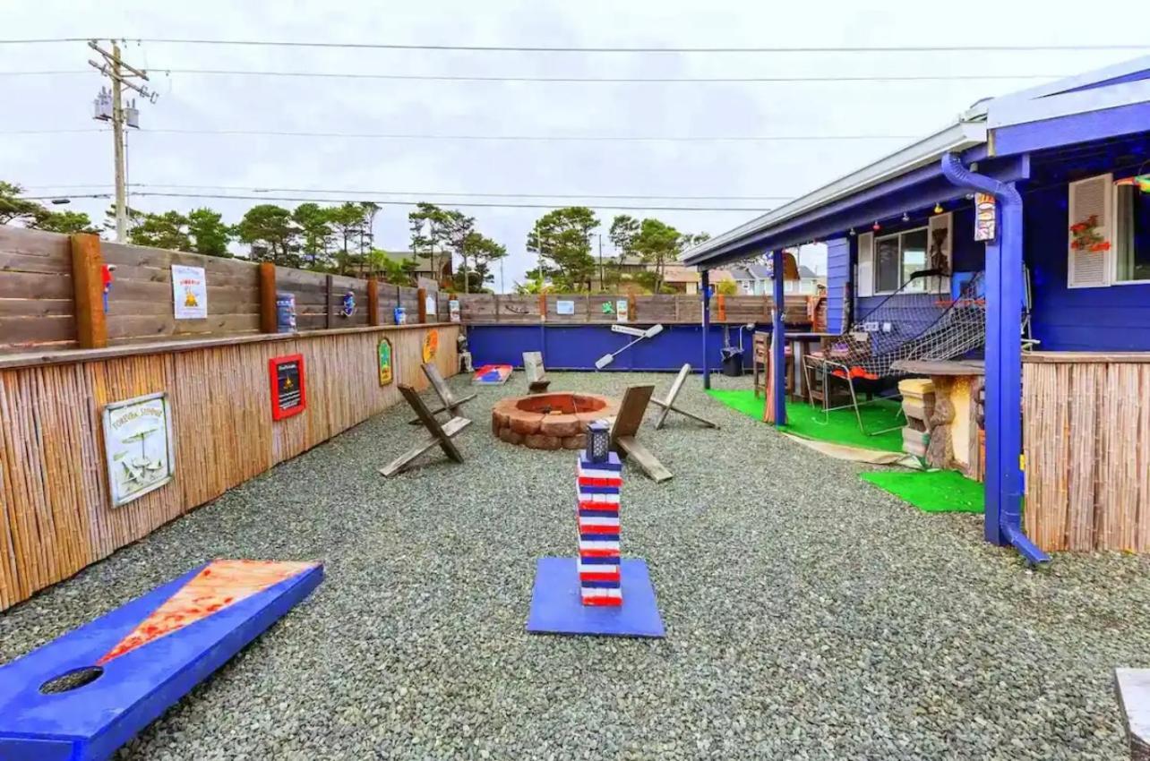 Villa Tiki Escape W/ Amazing Mountain And Marsh Backdrop Rockaway Beach Esterno foto