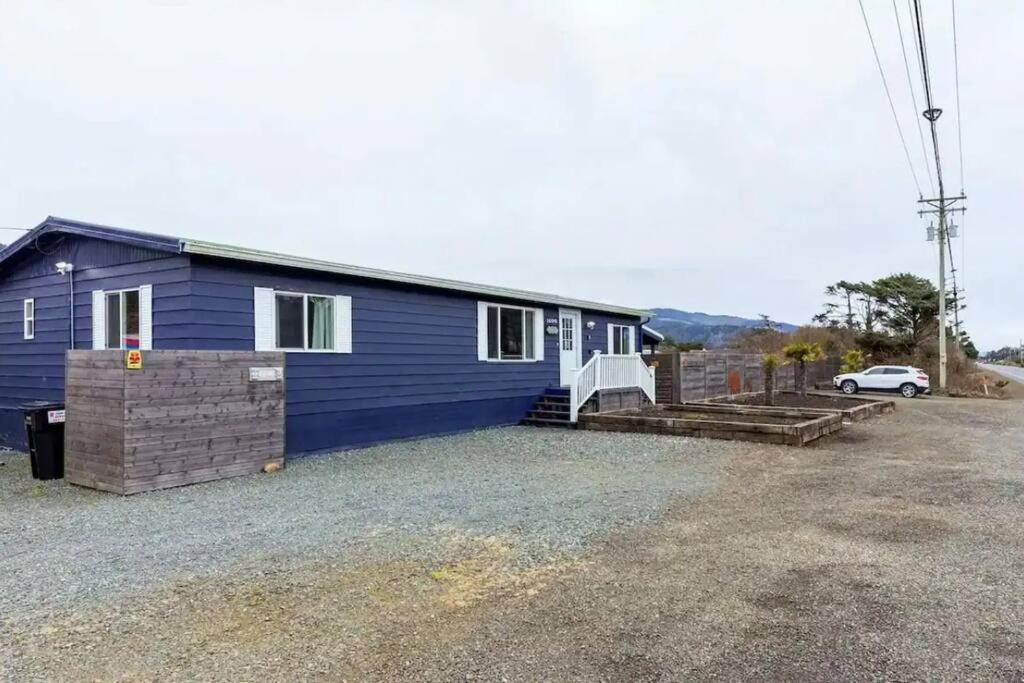 Villa Tiki Escape W/ Amazing Mountain And Marsh Backdrop Rockaway Beach Esterno foto